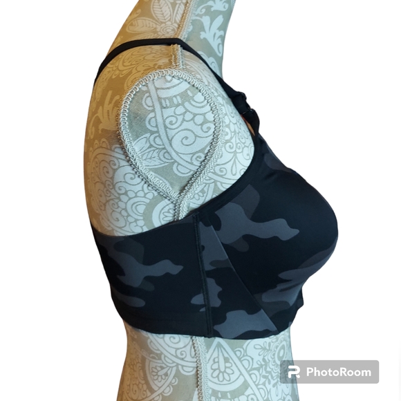 All In Motion Camouflage Sports Bra Women's Size 38D - Picture 4 of 7